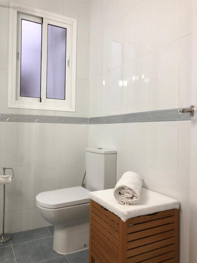 פואנגירולה Beautiful Modern Apartment 100M From The Sea מראה חיצוני תמונה