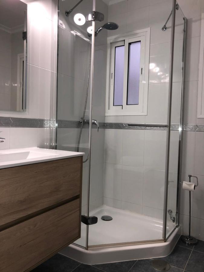 פואנגירולה Beautiful Modern Apartment 100M From The Sea מראה חיצוני תמונה